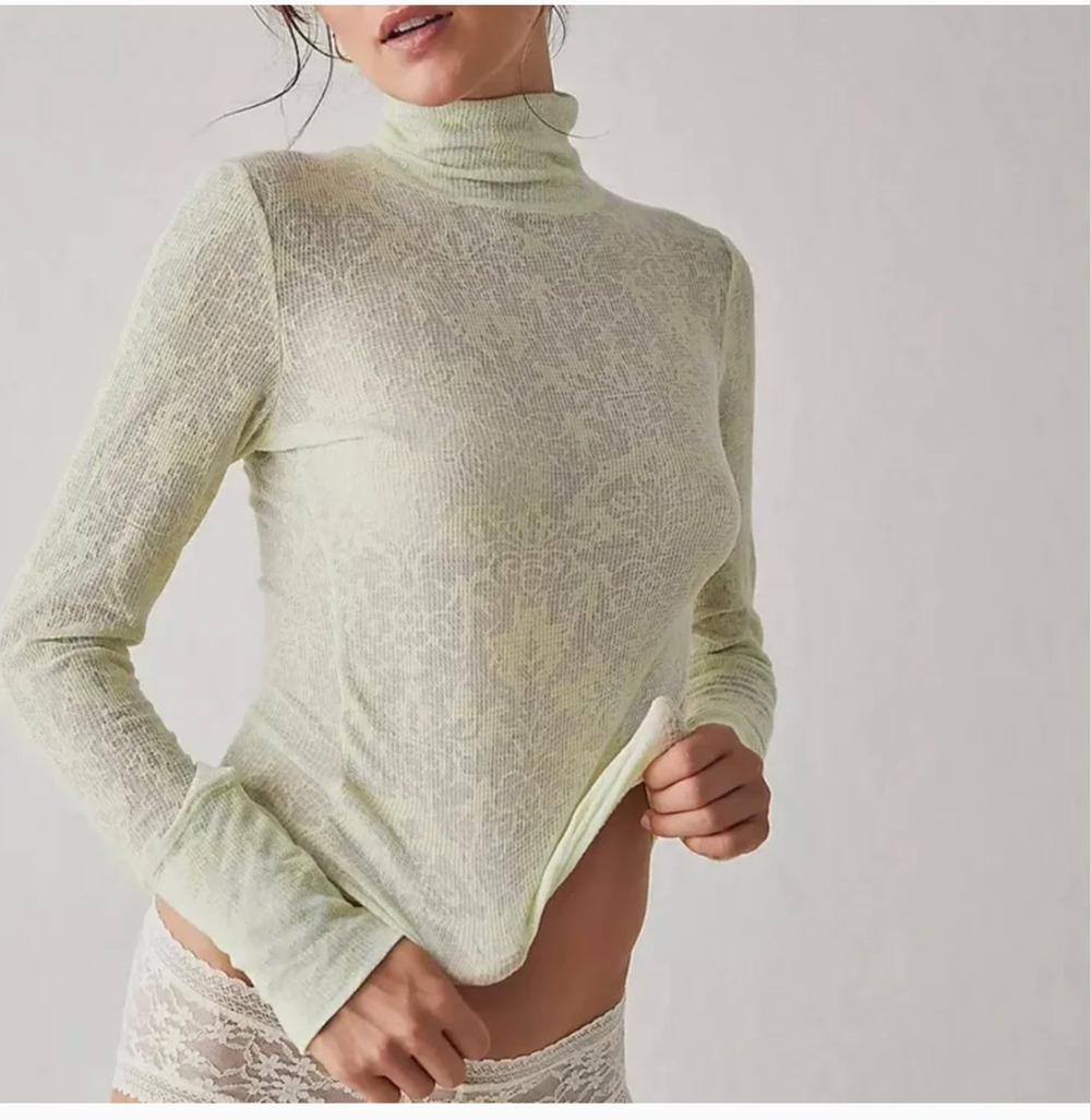 NEW NWOT You And I long sleeve by Intimately Free People Medium